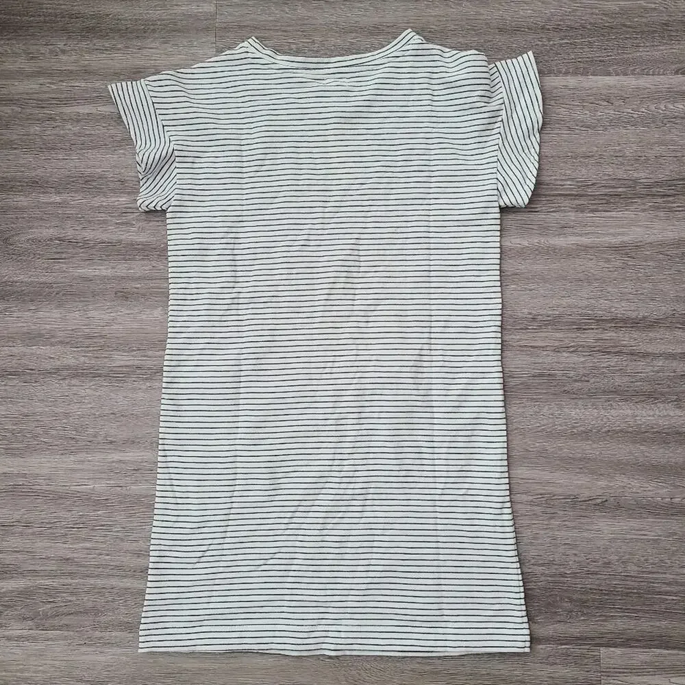Gymboree thin stripe short sleeve shift dress Size L